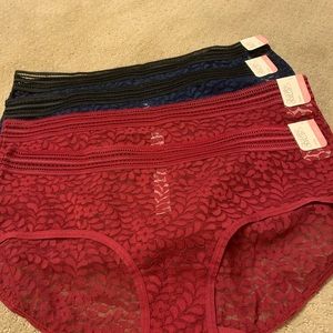 Gillian & O’Malley NWT panties lace hipsters